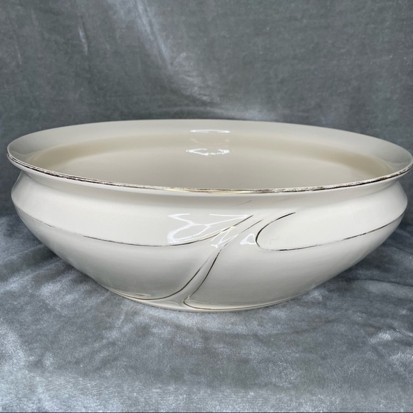 Antique Villeroy & Boch Wash Stand Set Pitcher, Basin and Soap Tray Ivory Gold - Picture 2 of 16